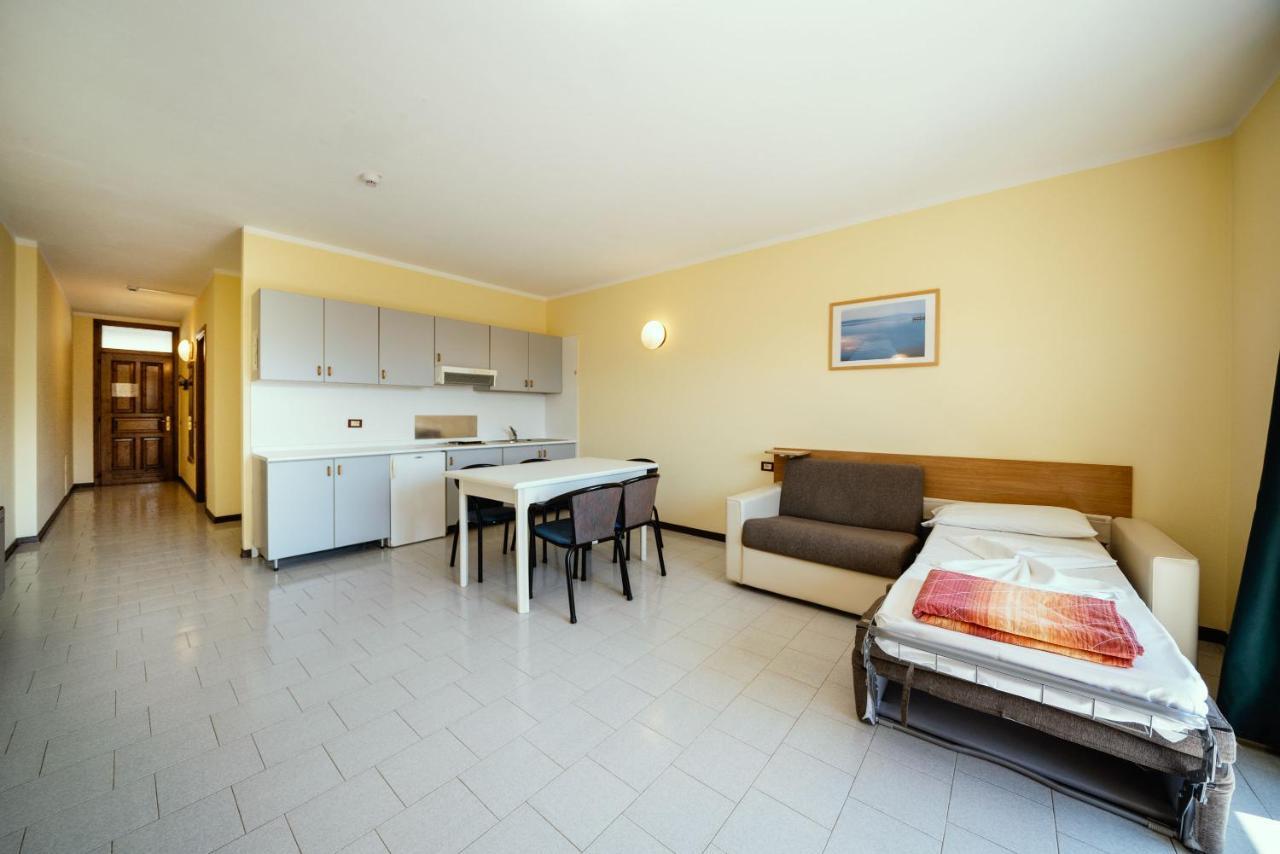 Hotel Residence Campi Tremosine Kültér fotó