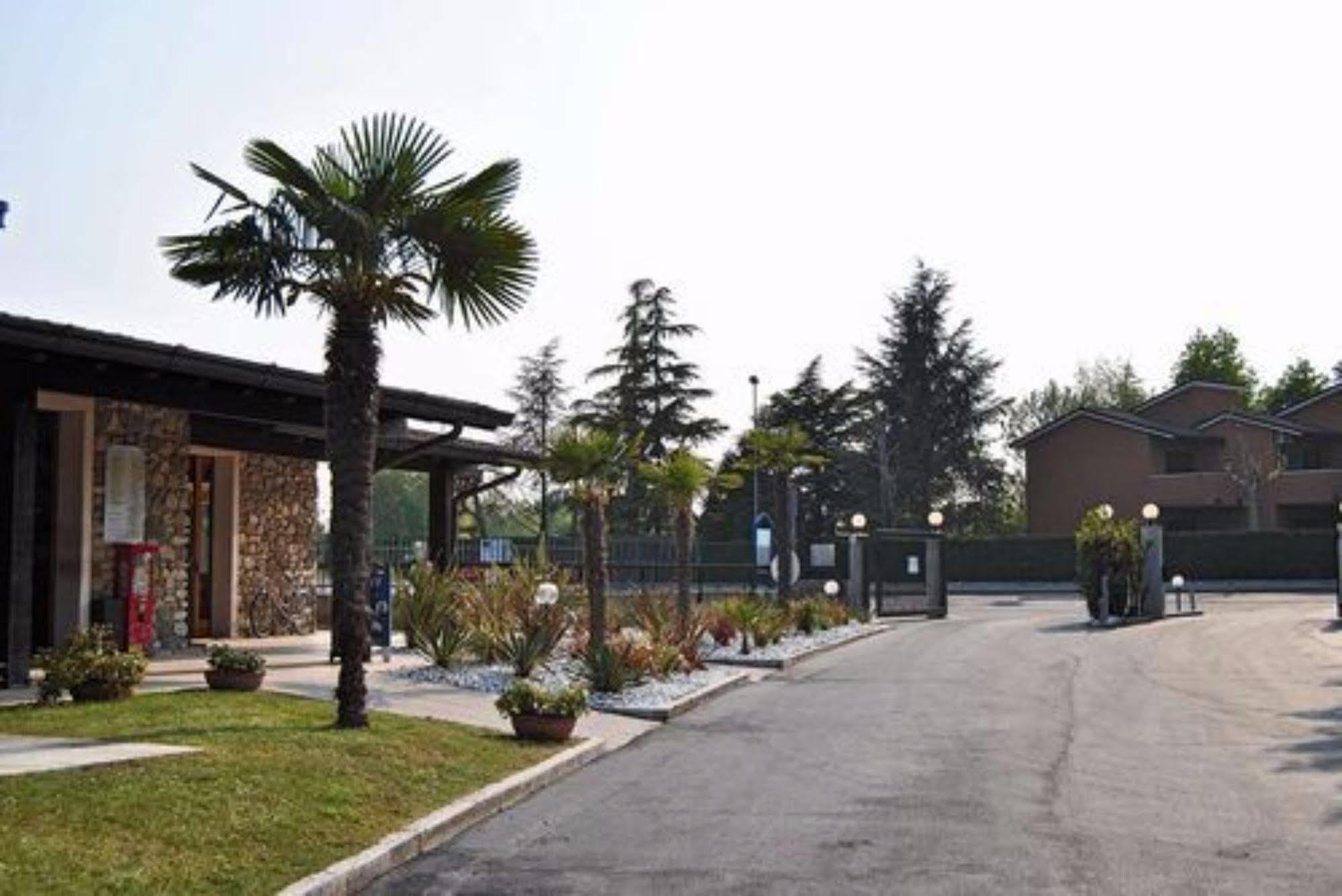 Hotel Residence Campi Tremosine Kültér fotó