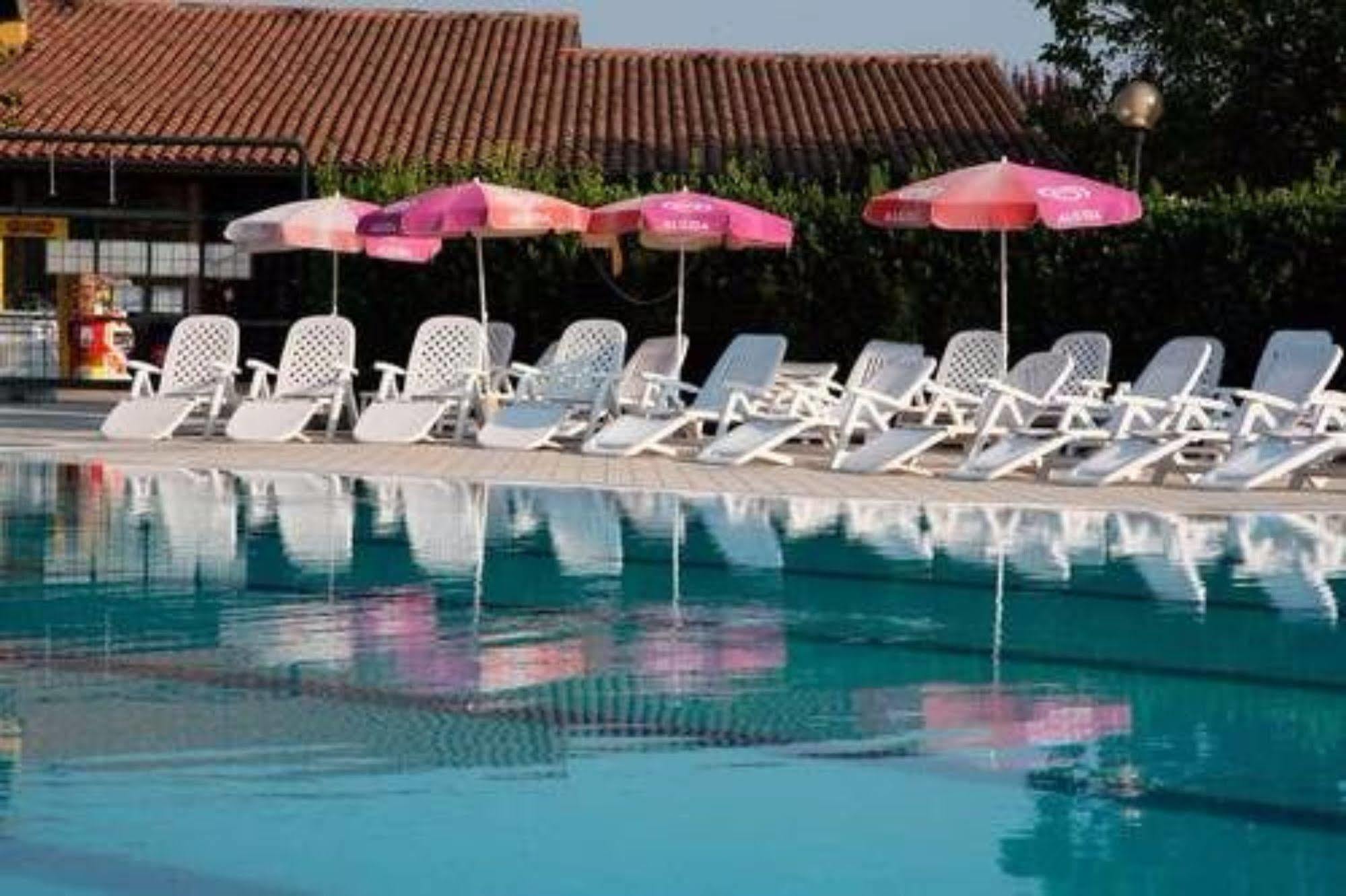 Hotel Residence Campi Tremosine Kültér fotó